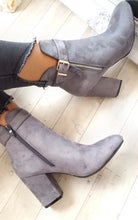 Load image into Gallery viewer, Ladies Ankle Boot Meereen Suede Block Heel Grey