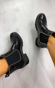 Womens Shazi Faux Leather Croc Print Chelsea Ankle Boots in Black Patent Croc