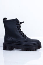 Load image into Gallery viewer, Womens Holly Black Matte Chunky Platform Lace Up Ankle Boots
